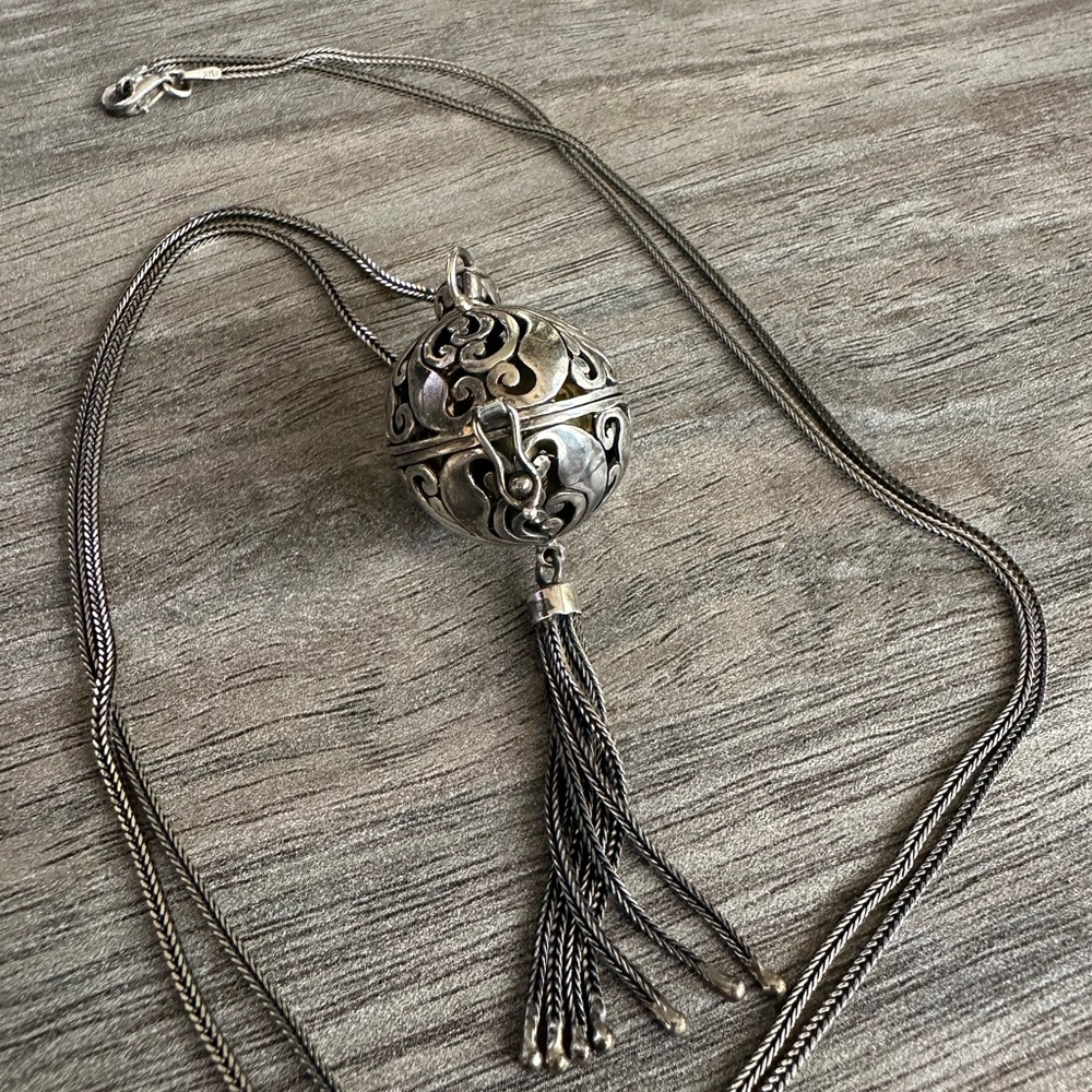 Elegant Silver Pendant Necklace .925 Chimes ITALY